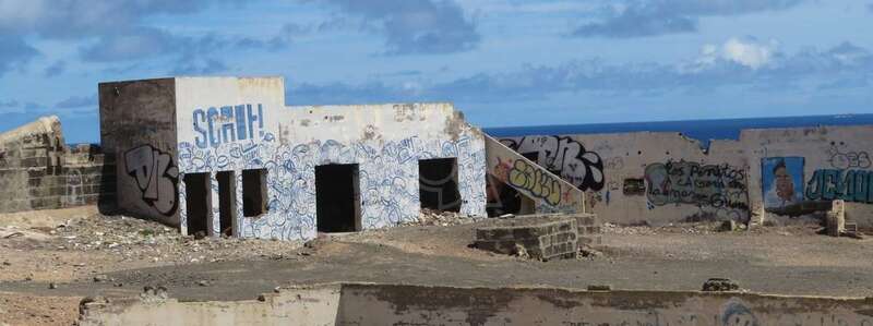 Inmuebles en ruina de la antigua finca/TA.